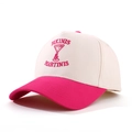 Detalle macro del bordado rosa de alta calidad y textura de sarga de algodón en una gorra - Talla única / Rosa Rojo