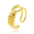 Dettaglio dell'orecchino a clip in oro con design a serpente e trama scanalata - Texture serpente (J-1140)