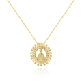 Vista macro del colgante Virgen María bañado en oro 18K con detalles de circonitas - Virgen María Radiante (Estilo 2)