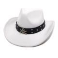 Détail du chapeau de cowboy en laine blanche avec bande cuir, clous et badge de crâne - M(56-58cm) / Blanc