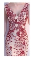 Elegantes ärmelloses Abendkleid mit tiefem V-Ausschnitt und roten Pailletten - S / Weinrot Pailletten