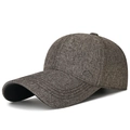 Verstellbare Herren-Baseballkappe in Dunkelbraun-Melange mit Berg-Metallabzeichen - Kaffeebraun