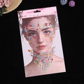 Autocollants de bijoux multicolores pour visage et cou sur carte rose de fête - Bijoux Mélangés Aurora Irisés (Couleur 2)