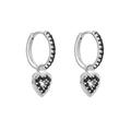 Détail de boucles d'oreilles créoles avec breloques cœur et pavage de zircons noirs micro - Cœur Argent Noir