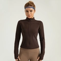 Chaqueta de yoga marrón oscuro con forro polar, cuello alto y agujeros para el pulgar - S / Café destilado