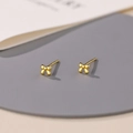 Elegantes pendientes de lazo mini en plata S999 dorada con un acabado metálico pulido - Plata 990 / Dorado