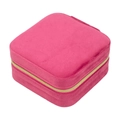 Detailed view of the rose red velvet jewelry box with a secure gold zipper closure - 10x10x5cm / Rose Red