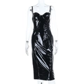 Detail von glänzendem schwarzem PVC-Midikleid mit Bustier-Ausschnitt und schmaler Passform - S / Schwarz