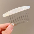 Elegante pettine per capelli bianco perlato con 10 denti in metallo argentato per lo styling - Bianco Iridescente