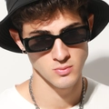 Occhiali da sole rettangolari neri con montatura spessa per un look retrò e moderno - Nero