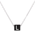 Pendentif carré en acier titane avec la lettre L blanche sur une perle noire - Lettre L (KN238015-Z)