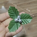 Artificial 8cm Christmas holly leaves with silver berries for DIY festive crafts - Silver Berry Triangle Leaf (8cm)