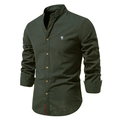 Chemise homme vert foncé en coton et lin avec col mao et broderie discrète sur la poitrine - XS / Vert Armée (Style 71)