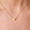 Collar de acero inoxidable dorado con colgante de corazón y letra D grabada - A (Collar Terminado) / Dorado