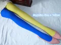 Détail de collants asymétriques en velours bleu roi et jaune avec dentelle et chaussures - Entrejambe fermé / Bleu royal+Jaune