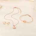 Roségold Schmuckset mit Elefanten-Anhänger Halskette Ohrringen und Armband mit Kristallen - Roségold Dreiteiliges Set (KS119845-K)
