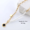 Chic 18K gold plated stainless steel necklace with pearls and Roman pendant - Gold