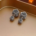 Boucles d'oreilles boules en argent vintage avec filigrane creux et fini oxydé - Boucles d'Oreilles Boule Géométrique Creuse Vintage (55#)