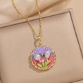 Franse vintage gouden ketting met emaille bloemenhanger en barokke zoetwaterparels - Paars
