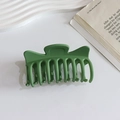 Elegante pinza para el pelo verde mate para mujer sobre fondo minimalista - Verde (Estilo Lazo)