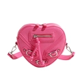 Sac bandoulière rose fuchsia en forme de cœur avec clous argentés style motard - 18*6.5*16 / Rose