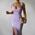 Abito aderente viola chiaro senza maniche con scollo a cappuccio e spacco laterale - S / Viola