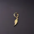 Orecchino a cerchio serpente dorato con ciondolo ala piumata stile 336-5# da donna - Stile Ala di Piuma (336-5#)