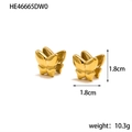Detailed view of gold butterfly earrings measuring 1.8cm x 1.8cm and weighing 10.3g - Gold Butterfly