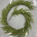 Artificial Christmas cedar garland with bendable wire in natural dark green finish - 1.8m 38-Head Single Color Garland
