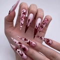 Uñas postizas stiletto largas con salpicaduras de sangre roja para Halloween - Estilo Salpicaduras De Sangre (Contiene 1g De Pegamento)