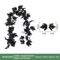 Guirnalda de hojas de membrillo negras para Halloween decoración de 170 cm - B029 Guirnalda de Doble Hoja de Arce en Forma de Pluma / 170cm