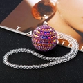 Colgante esférico para coche con diamantes de imitación y cadena de cuentas clara - Bola Luminosa de Diamantes de Imitación Completa-Púrpura Oscuro