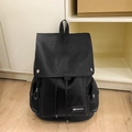Mochila vintage de cuero sintético negro con logo SUNAN y solapa magnética - Negro