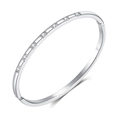 Brazalete de acero inoxidable plateado cepillado con ocho piedras de circonita - Color Acero