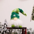 Gnome de Noël assis en peluche avec bonnet tricoté vert à flocons pour la décoration - Jambes Courtes Vert Avec Lumière