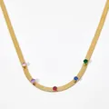 Collier chaîne serpent dorée orné de cinq pierres de zircone cubique colorées - Or + Zircon Coloré (KCD821)
