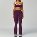 Set sportivo viola scuro con bordi a contrasto bianchi e leggings da yoga a campana - Taglia S / Top E Pantaloni / Viola Kyoho (Reggiseno + Pantaloni a Zampa)