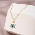 Collana in acciaio al titanio dorato con triangolo malocchio in smalto bianco e cristalli - Stile 2 / Bianco