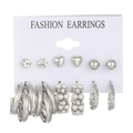Set de 6 pares de pendientes plateados con perlas artificiales y aros variados - Diseño Mixto (G-552) / Estilo Plateado