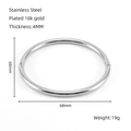 Brazalete minimalista de acero inoxidable chapado en oro de 18k con un grosor de 4mm - Oro de 18K / Diámetro Exterior 68mm / Color Acero