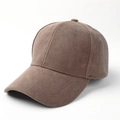 Dettaglio del cappellino da baseball marrone scuro in lana con cuciture rifinite - Regolabile 54-60CM / caffè