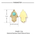Detailansicht des Hand der Fatima Anhängers mit Maßen 24mm x 15mm und Naturstein-Inlay - VG637 (Hamsa-Hand)