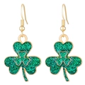 Pendientes de trébol con purpurina verde y ganchos dorados para un look fresco de verano - Trébol de Esmalte Verde (K-1401)