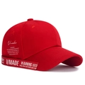 Rote Baseballkappe mit trendigen weißen Textilbändern und verstellbarem Streetwear-Design - Verstellbar / Rot