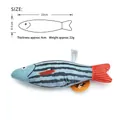 Jouet réaliste pour chat en forme de maquereau de 22 cm avec texture peluche - Poisson à Rayures Gris-Bleu