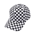 Détail de la casquette de baseball en toile avec un motif à carreaux noir et blanc - Réglable / Carreaux Noir et Blanc