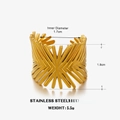 Anillo abierto geométrico de acero inoxidable bañado en oro 18K con diseño de líneas - Dorado