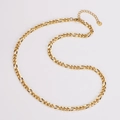Detail of 5.5mm golden Figaro chain with lobster clasp and shiny metallic link texture - 5.5mm / Gold 55+5cm