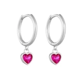 Detalle de pendientes de plata S925 con circonitas rosas en forma de corazón - Plata 925 / Blanco