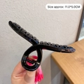 Elegant large black glossy hair claw clip with cross-twist design in 11.0x5.0cm size - Glossy Large Claw / 11.0x5.0cm / Black
